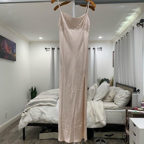 Petal \u0026 Pup | Dresses | Cheya Dress In 